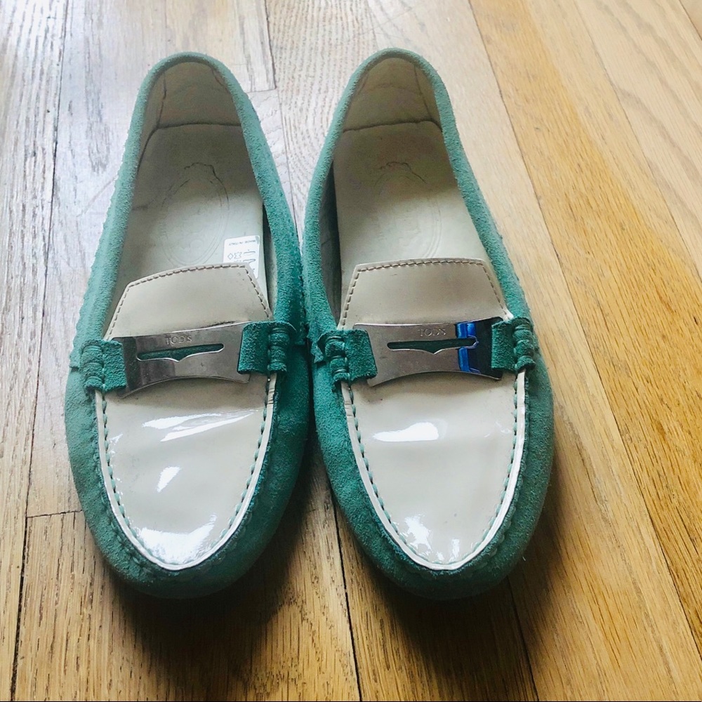 Tod”s Driving Moccasins
